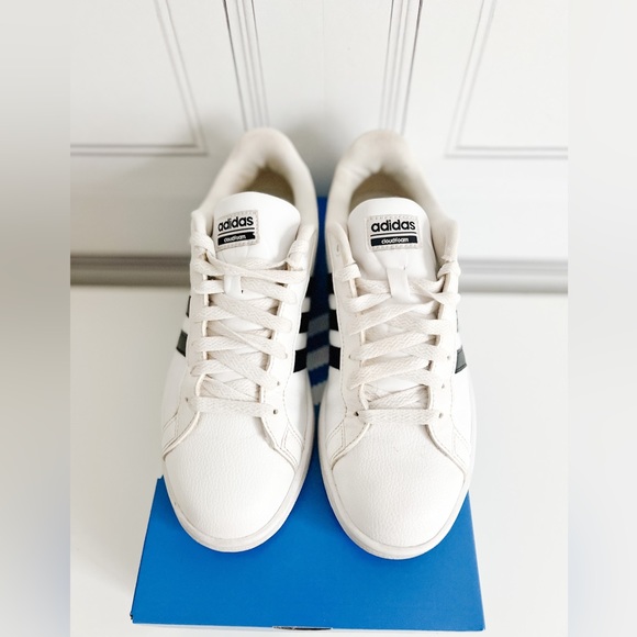 GUC Adidas Cloudfoam Sneakers, Womens Size 8 - Picture 4 of 4